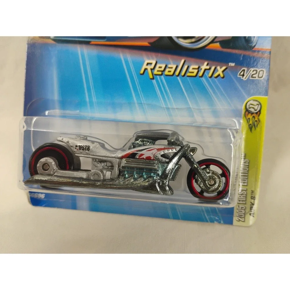 2005 Hot Wheels #004 First Editions Realistix Airy 8 Chome/Silver‎